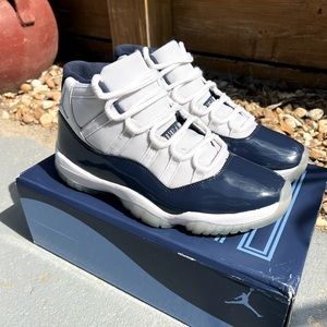 Jordan XI  RETRO SIZE 11.5 Win Like ‘82 UNIVERSITY BLUE - GREAT CONDITION